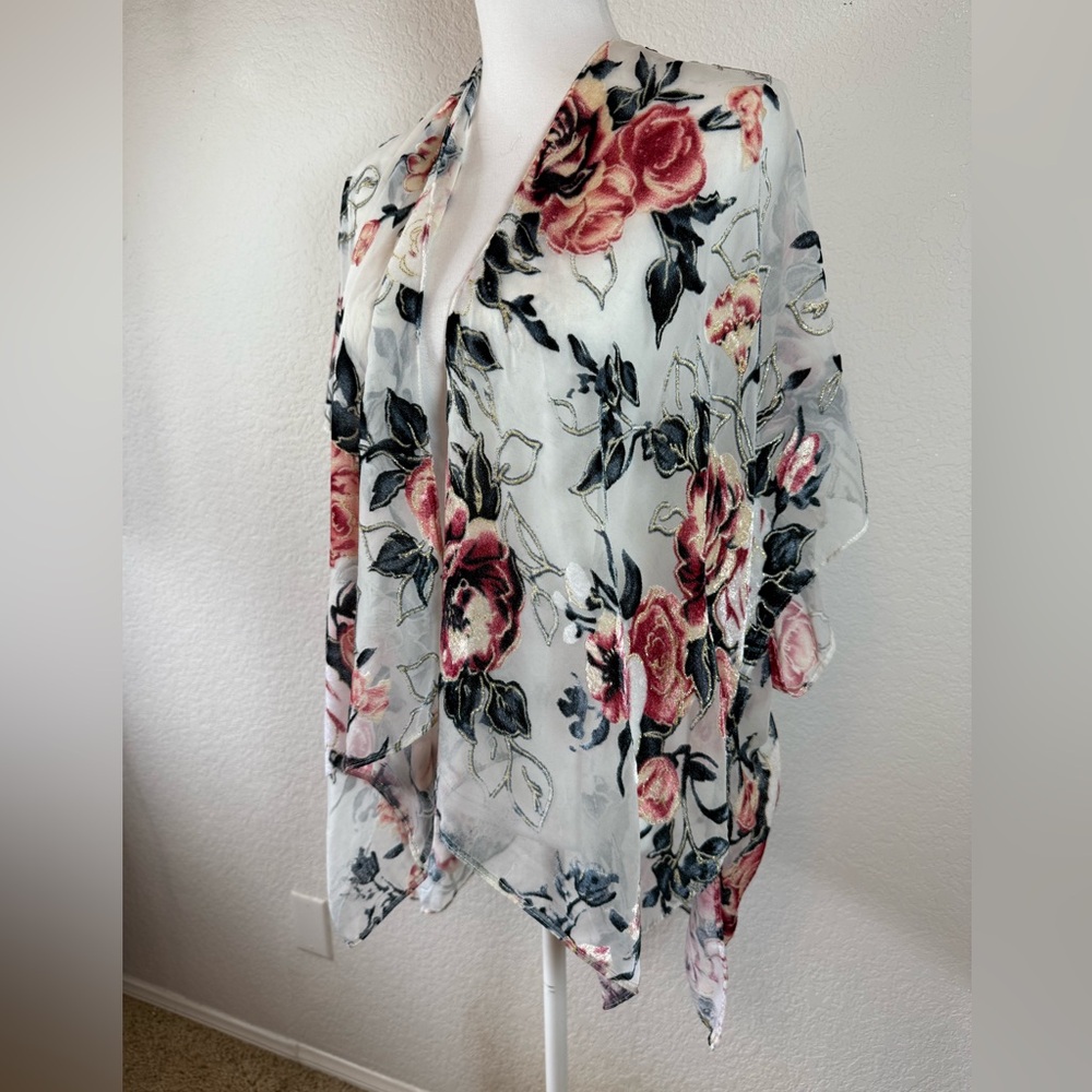 Roffe‎ Anthropologie Floral velvet kimono